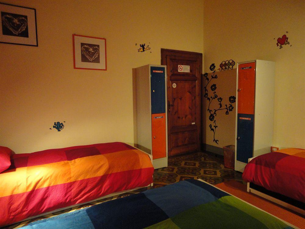 Hostel Pisa Tower Экстерьер фото